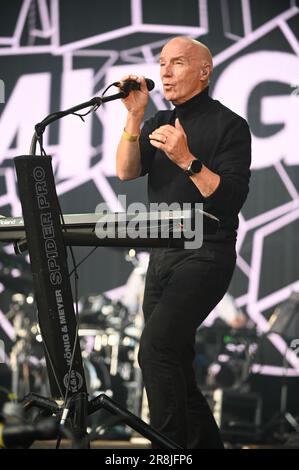 Midge Ure Performing at lets Rock Leeds 80s Festival , Leeds UK , 17.06.2023 Stockfoto