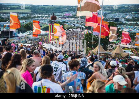 Glastonbury, Großbritannien. Mittwoch, 21. Juni 2023 Tag 1 des Glastonbury Festivals 2023. Kredit: Alamy Live News/Charlie Raven Stockfoto