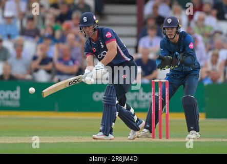 Northampton 21 - Juni 2023 : Chris Lynn von Northamptonshire Fledermäusen während des Vitality T20 Blast Match zwischen Northamptonshire Steelbacks gegen Derbyshire Falcons im County Ground Northampton England . Stockfoto