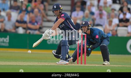 Northampton 21 - Juni 2023 : Chris Lynn von Northamptonshire Fledermäusen während des Vitality T20 Blast Match zwischen Northamptonshire Steelbacks gegen Derbyshire Falcons im County Ground Northampton England . Stockfoto