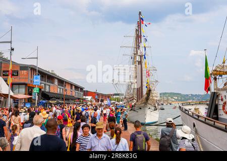 Rouen, Frankreich - 17. Juni 2023: Spanischer Schoner "Pascual Flores" mit Holzrumpf liegt an den Kais der seine in Rouen in der Normandie für die Armada 20 Stockfoto