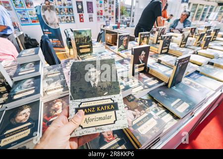 28. Oktober 2022: Antalya, Türkei: türkische Buchmesse und -Festival. Literaturverkauf und Bildungskonzept Stockfoto