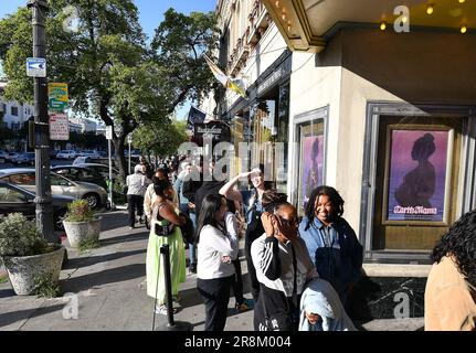 Oakland, USA. 21. Juni 2023. Atmosphäre/allgemeiner Blick während der A24 Films Special Screening des Films 'Earth Mama' im Grand Lake Theatre am 21. Juni 2023 in Oakland, Kalifornien. Foto: Casey Flanigan/imageSPACE for A24/Sipa USA Gutschrift: SIPA USA/Alamy Live News Stockfoto