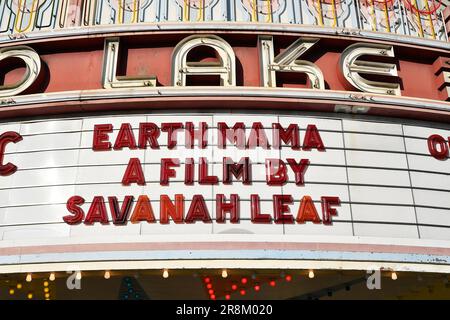 Oakland, USA. 21. Juni 2023. Atmosphäre/allgemeiner Blick während der A24 Films Special Screening des Films 'Earth Mama' im Grand Lake Theatre am 21. Juni 2023 in Oakland, Kalifornien. Foto: Casey Flanigan/imageSPACE for A24/Sipa USA Gutschrift: SIPA USA/Alamy Live News Stockfoto
