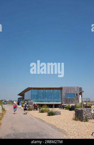 Rye East Sussex , England Großbritannien - Sussex Wildlife Trust Rye Harbour Nature Reserve Discovery & Information Centre mit Café Stockfoto