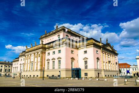 Berliner Staatsoper unter den Linden in Deutschland Stockfoto