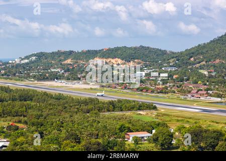 Ko Samui, Thailand - 10. Februar 2023: Überblick über den Flughafen Ko Samui (USM) in Thailand. Stockfoto