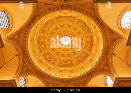 England, London, City of London, St Stephen Walbrook Church, Innenansicht der Kuppel Stockfoto