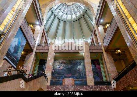 Jugendstilarchitektur im Palacio de Bellas Artes, Palace of Fine Arts, Mexico City, Mexiko Stockfoto