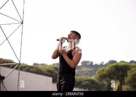 21. Juni 2023, Neapel, Italien: Aiello tritt im Pizza Village in Mostra d'oltremare auf. (Kreditbild: © Francesco Cigliano/Pacific Press via ZUMA Press Wire) NUR REDAKTIONELLE VERWENDUNG! Nicht für den kommerziellen GEBRAUCH! Stockfoto