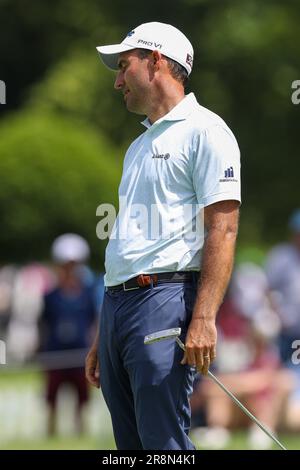 München, Deutschland. 22. Juni 2023. Golf: European Tour - International Open, Singles, Männer, 1. Runde im Golfclub München Eichenried. Golfer Edoardo Molinari aus Italien reagiert. Kredit: Christian Kolbert/dpa/Alamy Live News Stockfoto