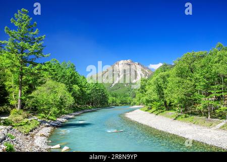 Yakidake und Azusa in Kamikochi Stockfoto