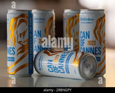 Cannes, Frankreich, 22. Juni 2023, Sparkling Water - 70 Years of Creativity at Cannes Lions - International Festival of Creativity © ifnm Press Stockfoto