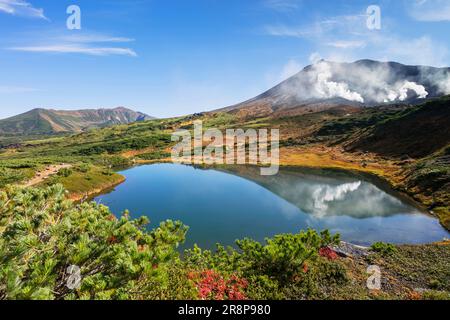 Asahi Dake und Kagami Teich Stockfoto