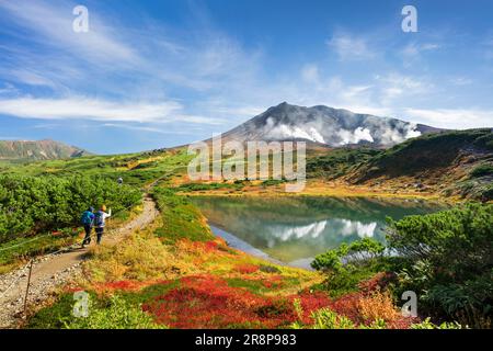 Asahi Dake und Kagami Teich Stockfoto