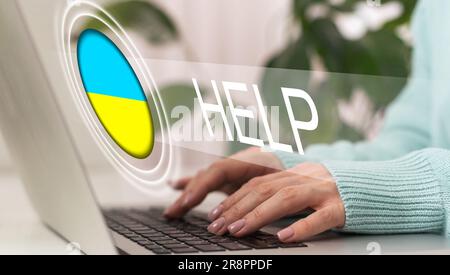 Virtueller Bildschirm mit Hilfe für die Ukraine Stockfoto