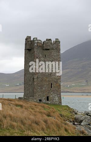 Kildownet Castle auf Achill Island in der Grafschaft Mayo Stockfoto