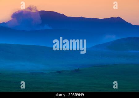 Kusasenri und Mt. Morgen früh Stockfoto