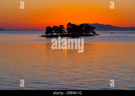 Abendlicher Blick auf den Shinji-See Stockfoto