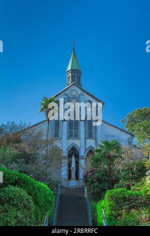 Oura Tenshudo Tempel im Frühling Stockfoto