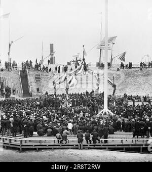 Zeremonie zum Flaggenhissen, Fort Sumter, South Carolina, USA, J.F. Coonley, 14. April 1865 Stockfoto