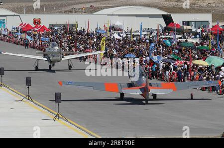 ESKISEHIR, TURKIYE - 18. SEPTEMBER 2022: Demonstrationsflugzeuge auf der Sivrihisar SHG Airshow Stockfoto