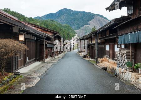 Morgen von Tsumago Yado im Frühling Stockfoto