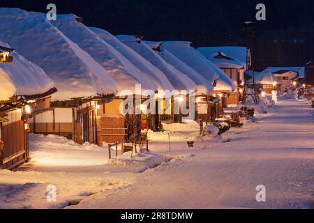 Ouchi-Juku-Nacht im Winter Stockfoto