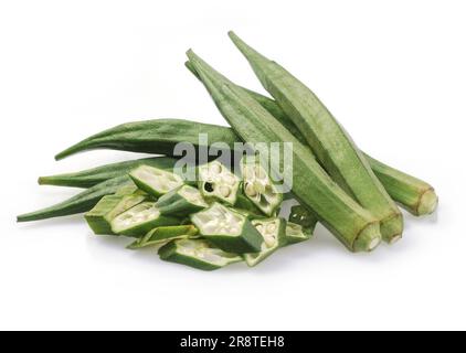 Okra isoliert auf weißem Hintergrund Stockfoto