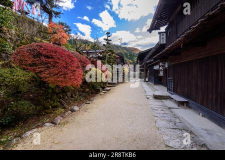Tsumago Inn im Herbst Stockfoto