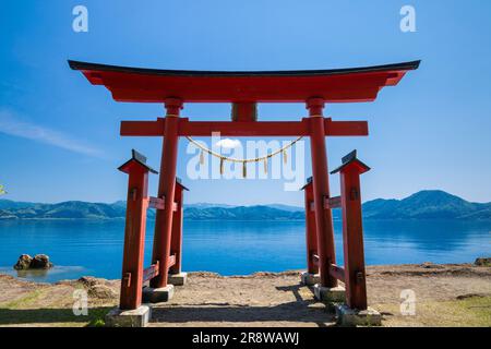 Gozaishi-Schrein am Tazawa-See Stockfoto