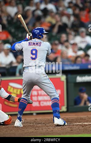 Der New York Mets Center-Fielder BANDON NIMMO (9) steht während des MLB-Spiels zwischen den New York Mets und den Houston Astros an der Spitze des siebten Inning Stockfoto