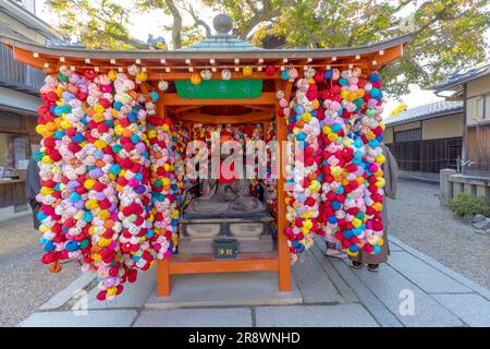 Yasaka Koshindo Halle Stockfoto