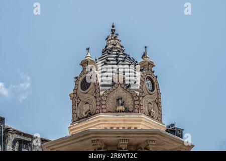 29 April 2014-1876AD Uhrturm Brunnen an Keshavji Nayak Road Von Sheth Keshavji Nayak -Bhat Bajar Masjid Bundar Mumbai Maharashtra INDIEN asien Stockfoto