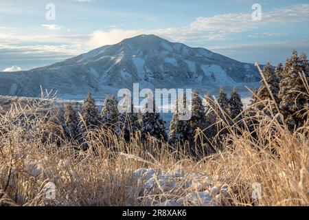 Der Berg Eboshidake im Schnee Stockfoto