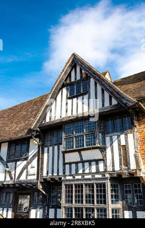 Fachwerkhaus 14. Century Tudor Cottage in Chilham, Kent, England, Großbritannien Stockfoto