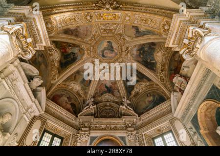 Das Innere der St. Petersdom im Vatikan, Rom, Italien Stockfoto