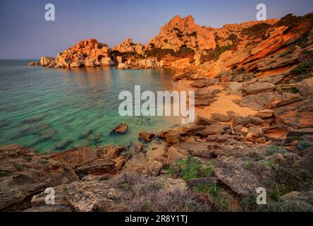 Capo Testa Spiaggia Zia Culumba, Mittelmeer, Straße von Bonifacio, Santa Teresa Stockfoto