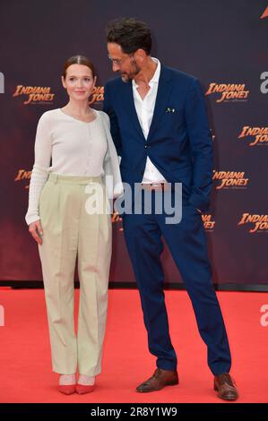 Karoline Herfurth und Christopher Puppe bei der Premiere des Kinofilms „Indiana Jones and the Dial of Destiny / Indiana Jones und das Rad des Schicksals“ im Zoo Palast. Berlin, 22.06.2023 Stockfoto