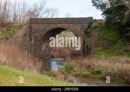 Bluestone Bridge in Anderson's Mill (1862) in Smeaton in den Central Victorian Goldfields, Australien Stockfoto