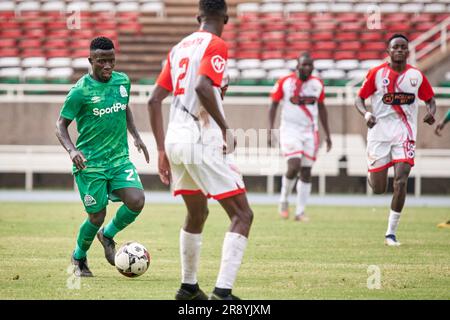 Nairobi, Kenia. 21. Juni 2023. Bonface OMONDI (FW, Gor Mahia) auf dem Ball. Gor Mahia gegen Kakamega Homeboyz, kenianische Premier League. Kasarani-Stadion. Kredit: XtraTimeSports (Darren McKinstry) Stockfoto