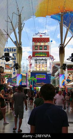 SlotZilla Zipline Las Vegas Signage Fremont Street Experience Downtown Las Vegas Nevada USA Stockfoto