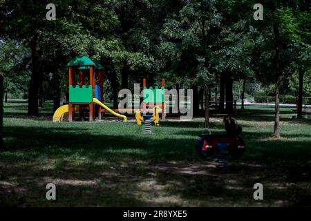 Zagreb, Kroatien. 23. Juni 2023. Die Landschaft des Jarun-Sees ist an heißen Tagen in Zagreb, Kroatien, am 23. Juni 2023 zu sehen. Foto: Igor Kralj/PIXSELL Kredit: Pixsell/Alamy Live News Stockfoto