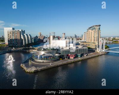 Luftaufnahme des Lowry Centre, Salford Quays, England Stockfoto