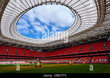 Panoramablick auf die San Mames Arena - das offizielle Heimstadion des FC Athletic Bilbao, Spanien Stockfoto