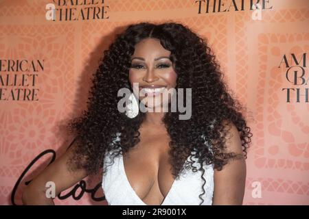 New York, New York, USA. 23. Juni 2023. (NEU) 2023 American Ballet Theater's June Gala und New York Premier of 'Like Water for Chocolate'. 22. Juni 2023, New York, New York, USA: Cynthia Bailey besucht die Juni-Gala des American Ballet Theaters 2023 und New York Premier of „Like Water for Chocolate“ im Metropolitan Opera House am 22. Juni 2023 in New York City. (Kreditbild: © M10s/TheNEWS2 via ZUMA Press Wire) NUR REDAKTIONELLE VERWENDUNG! Nicht für den kommerziellen GEBRAUCH! Stockfoto