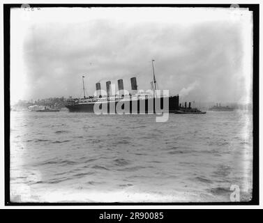 Die Lusitania, c1907. Die RMS „Lusitania“ war ein britischer Ozeandampfer, der 1906 von der Cunard Line gestartet wurde. Sie hatte 1908 die Bezeichnung „Blue Riband“ für die schnellste Überquerung des Atlantiks inne. Am 7. Mai 1915 wurde die "Lusitania" von einem deutschen U-Boot vor dem Süden Irlands torpediert, wobei 1.198 Menschen ums Leben kamen. Obwohl sie unbewaffnet war, trug sie Munition. Der Untergang führte zwei Jahre später zu einer Kriegserklärung der Vereinigten Staaten gegen Deutschland. Stockfoto