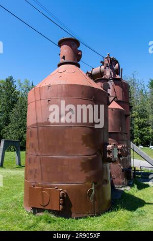 Seattle, WA, USA - Juli 2022; einige der Türme im Gas Works Park auf dem Gelände der ehemaligen Seattle Gas Light Company Vergasungs-pla aus nächster Nähe Stockfoto