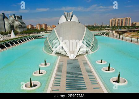 L'Hemisferic, genannt „das Auge“, Architekt Santiago Calatrava, IMAX-Kino und Planetarium, Kunst- und Wissenschaftsviertel, Valencia, Spanien Stockfoto