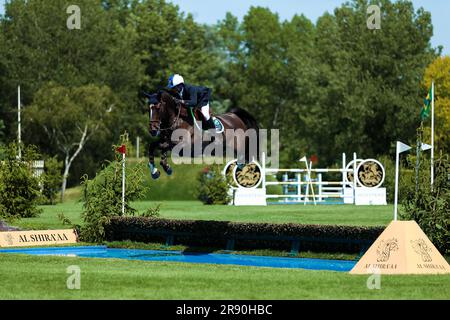 Hassocks, Vereinigtes Königreich, 23. Juni 2023. Das Al-Shira'aa-Hickstead-Derby-Treffen. Brazils Carlos Eduardo Mota Ribas in Aktion auf Trix Credit: Rhianna Chadwick/Alamy Live News Stockfoto